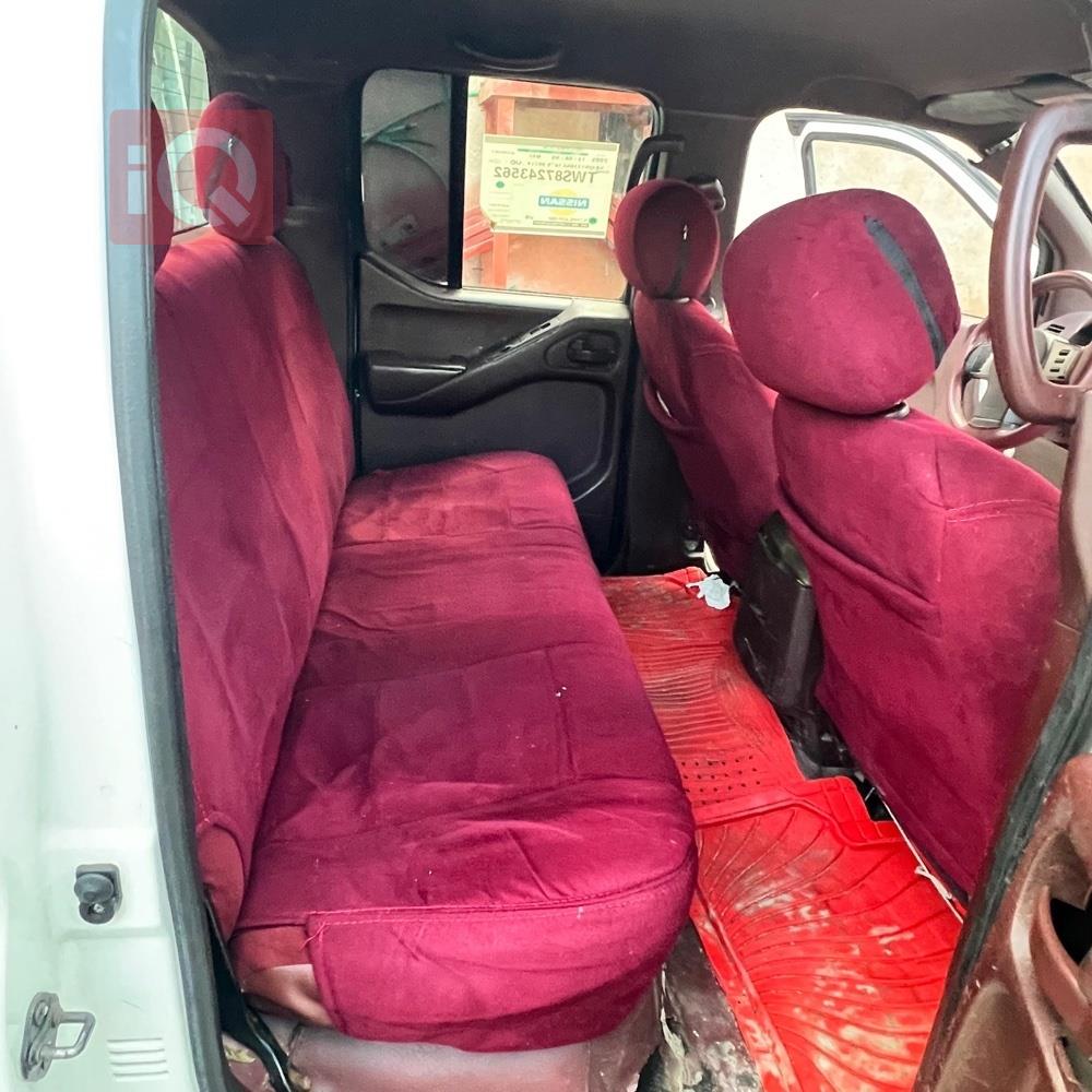 نيسان نافارا